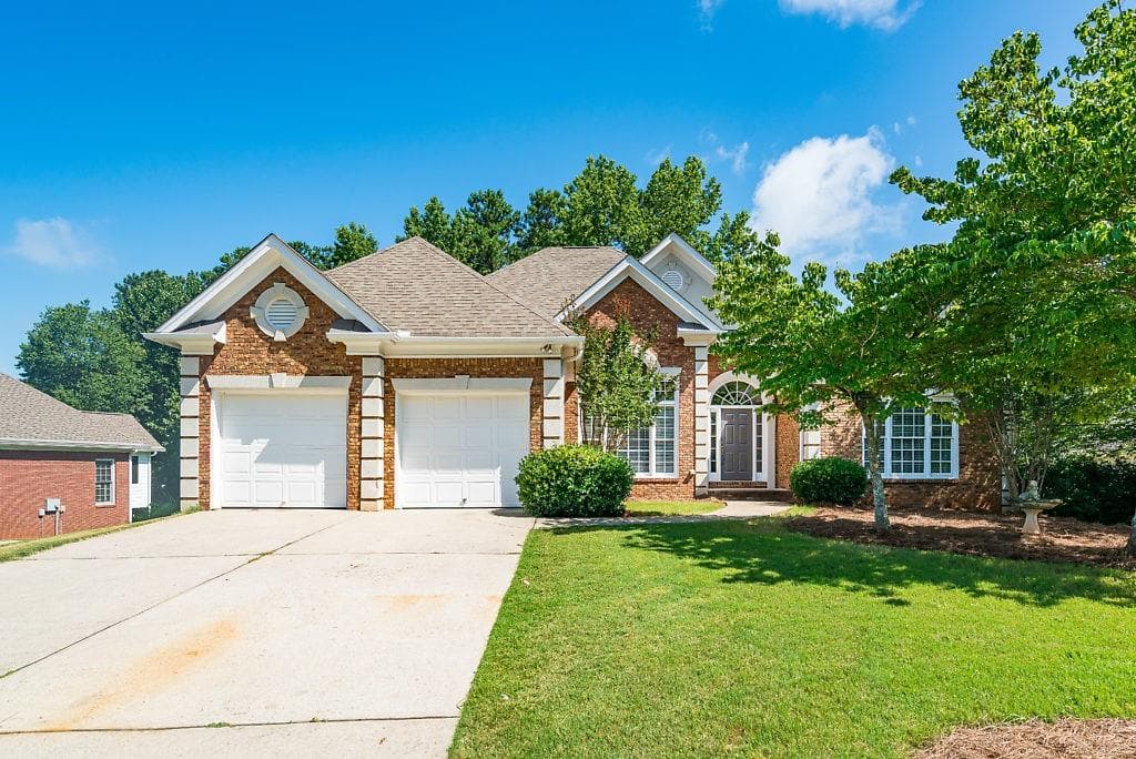 4 bedroom, 2 bathroom, 2,076 sq ft single family residence sold at 6310 Manassas Pass, Acworth, GA 30101
