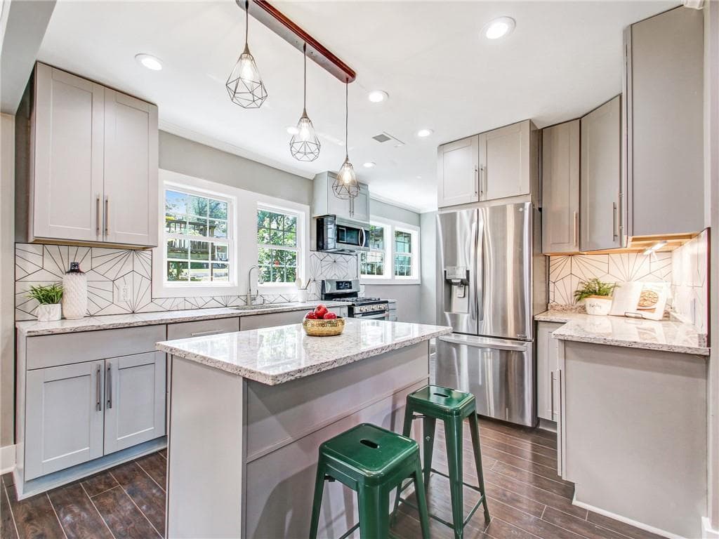 3 bedroom, 2 bathroom, 1,900 sq ft single family residence sold at 1206 Martin Luther King Jr Drive, Atlanta, GA 30314