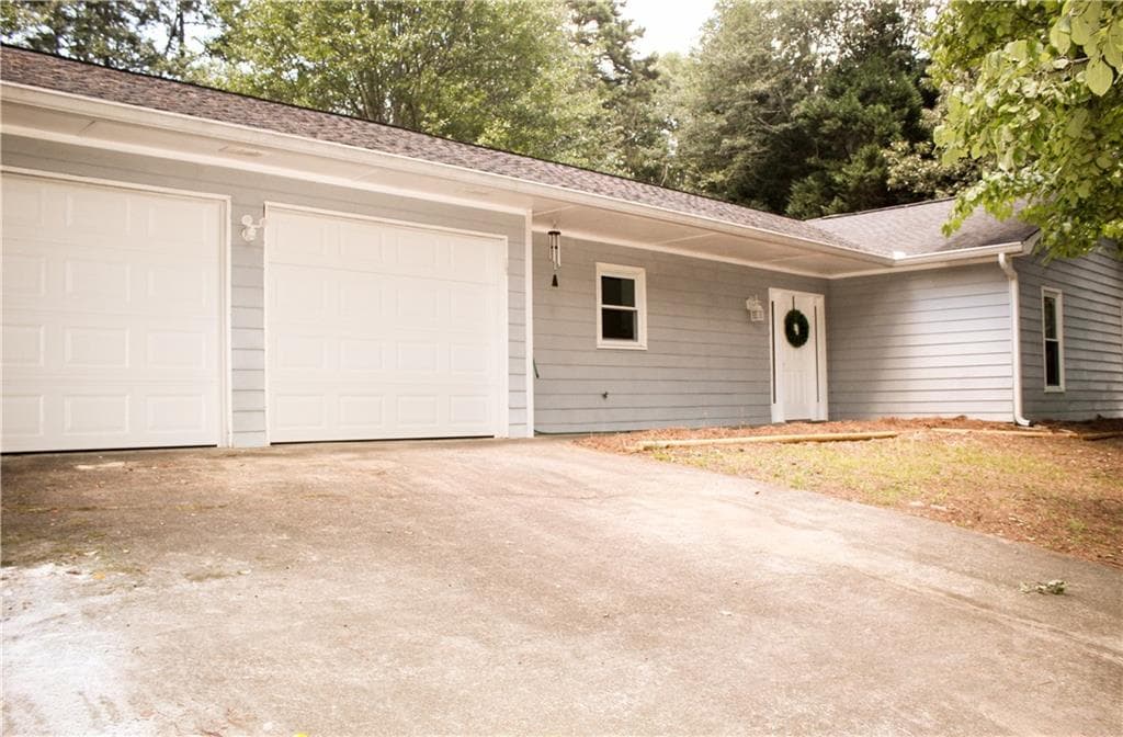 3 bedroom, 2 bathroom, 1,460 sq ft single family residence sold at 300 Whisper Way, Dacula, GA 30019