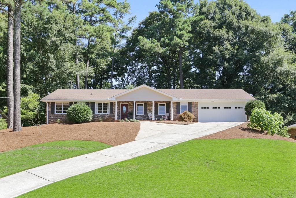 625 Lake Charles Way, Roswell, GA 30075 — most recent listing photo