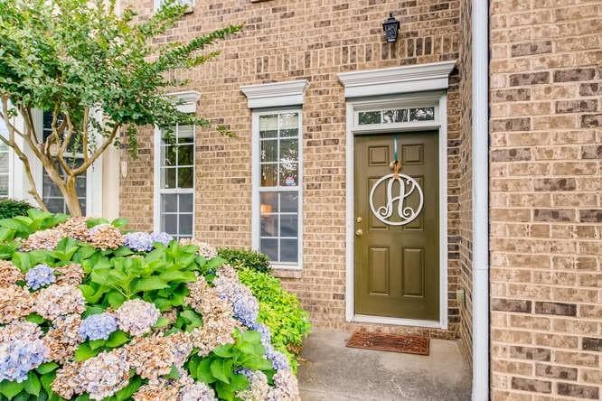 2 bedroom, 3 bathroom, 1,898 sq ft townhouse sold at 344 Saint Claire Drive, Alpharetta, GA 30004