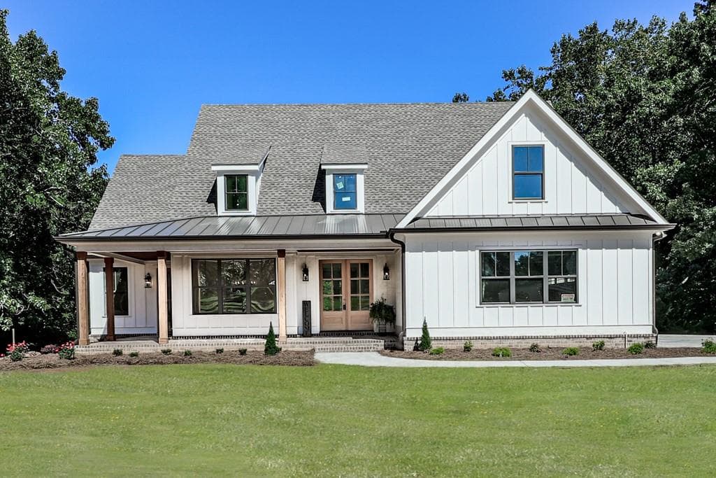 5 bedroom, 5 bathroom, 3,600 sq ft single family residence sold at 3067 Batesville Road, Woodstock, GA 30188