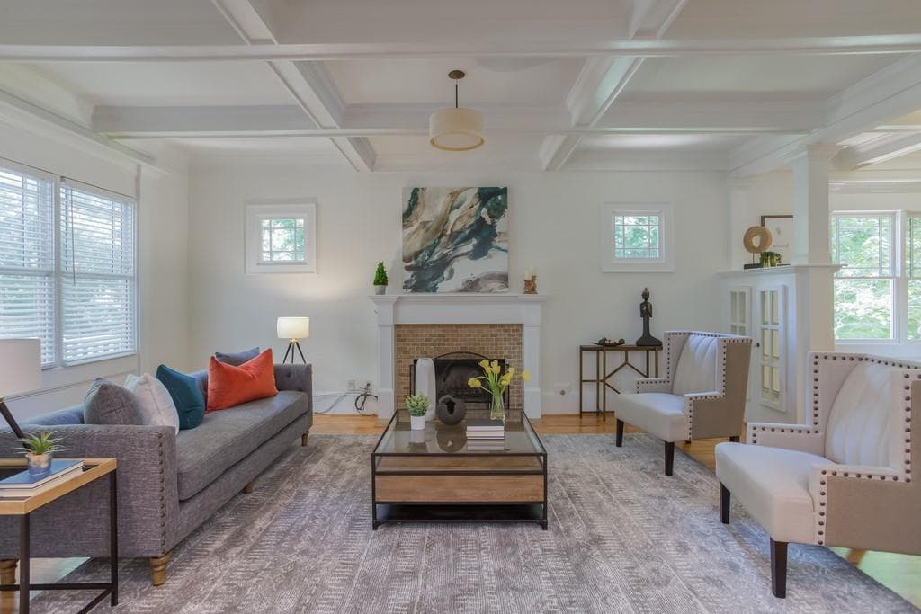 6 bedroom, 4 bathroom, 3,846 sq ft single family residence sold at 2116 Lanes Lane, Atlanta, GA 30317