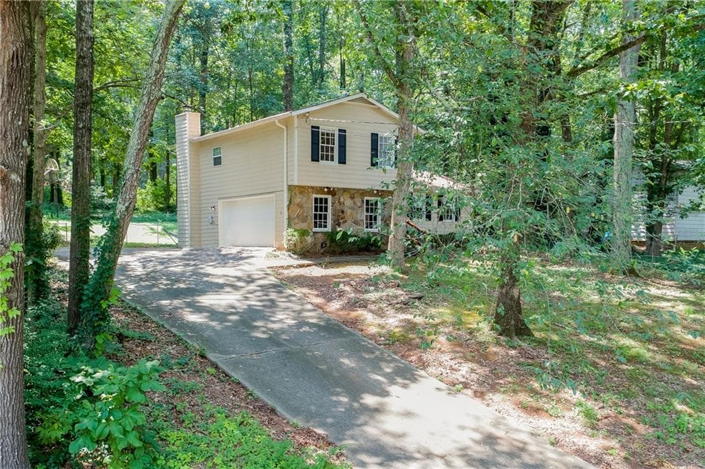 888 Chartley Drive, Lilburn, GA 30047 — most recent listing photo