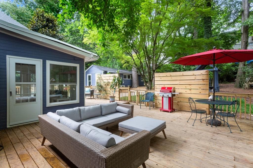 3 bedroom, 1 bathroom, 1,461 sq ft single family residence sold at 1769 Helen Drive, Atlanta, GA 30306