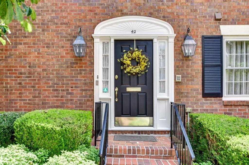 4620 Wieuca Road 42, Atlanta, GA 30342 — most recent listing photo