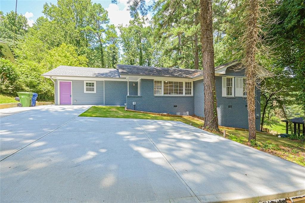 3 bedroom, 3 bathroom, 1,878 sq ft single family residence sold at 2143 Beecher Road, Atlanta, GA 30311