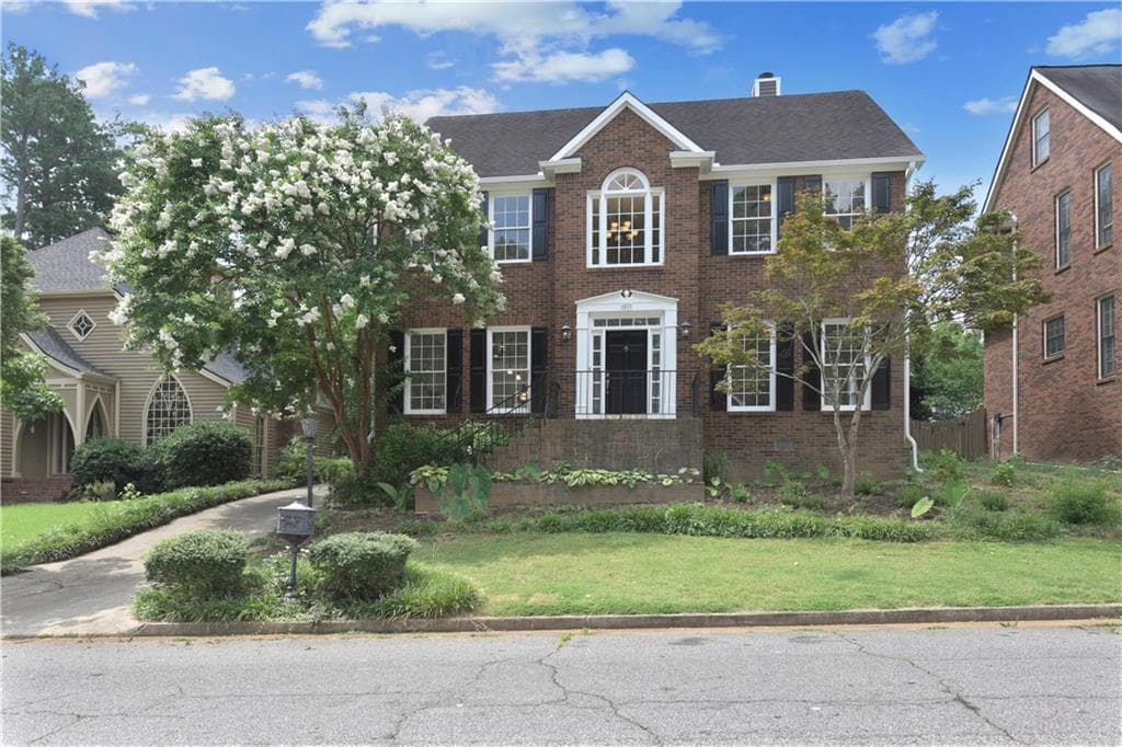 4 bedroom, 4 bathroom, 3,000 sq ft single family residence sold at 2537 Briers North Drive, Atlanta, GA 30360