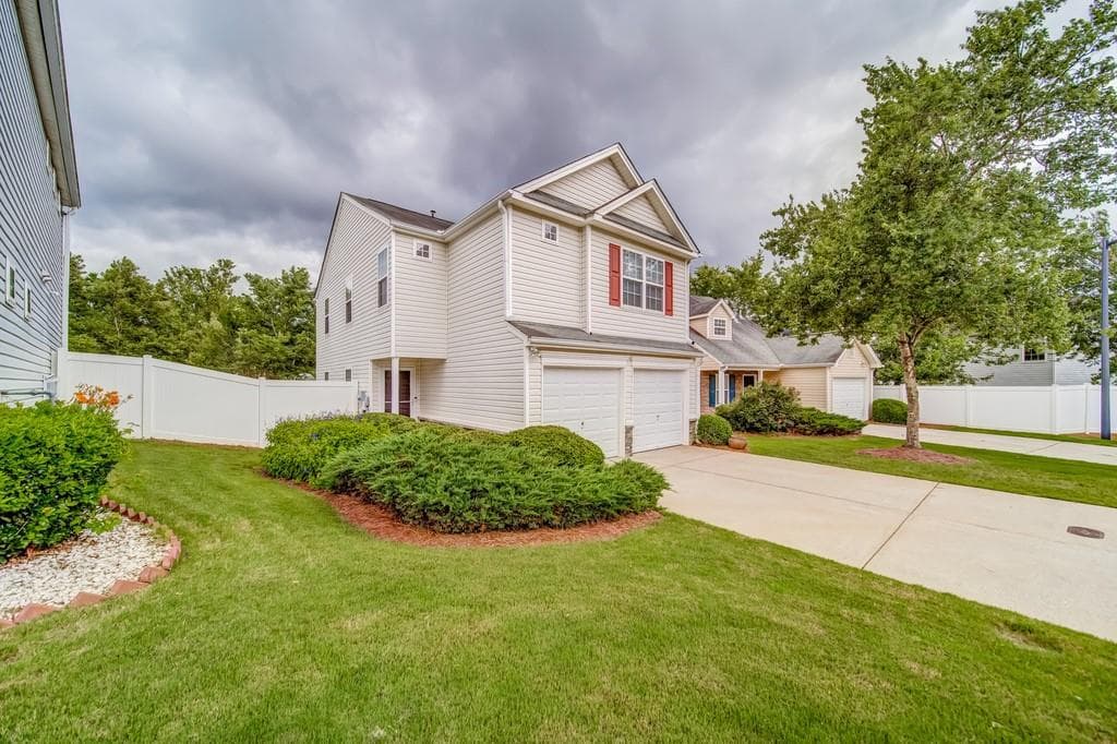 304 Pieris Drive, Canton, GA 30114 — most recent listing photo