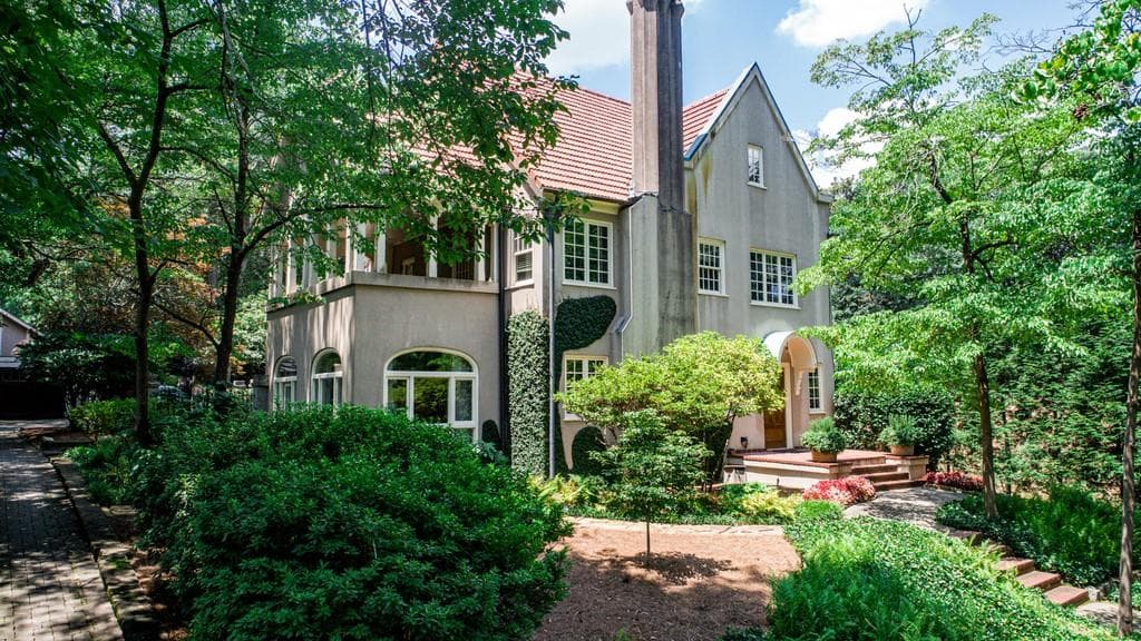 5 bedroom, 4 bathroom, 3,689 sq ft single family residence sold at 140 Waverly Way, Atlanta, GA 30307