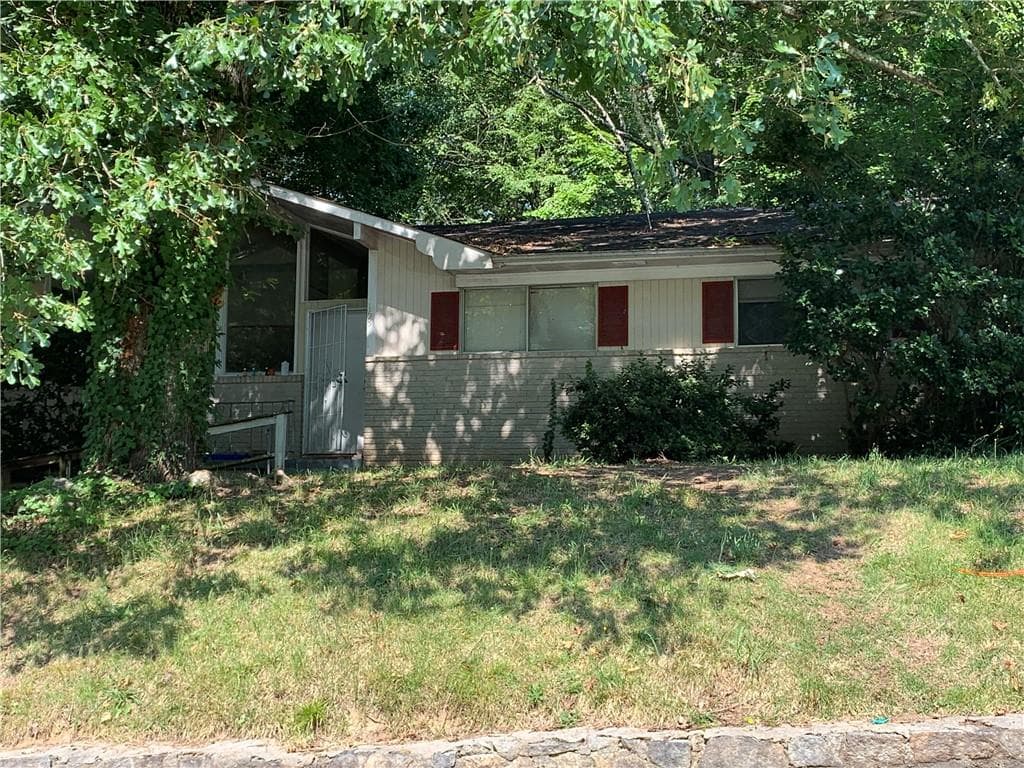 3 bedroom, 2 bathroom, 1,257 sq ft single family residence sold at 158 Kittrell Drive, Atlanta, GA 30331