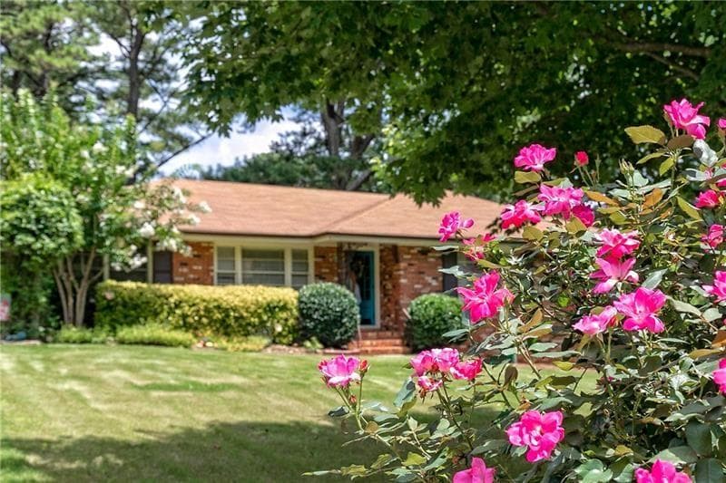 3 bedroom, 2 bathroom, 1,564 sq ft single family residence sold at 3069 Stantondale Drive, Atlanta, GA 30341