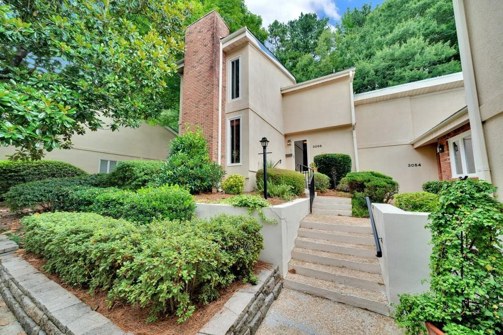 3056 Vinings Ferry Drive, Vinings, GA 30339 — most recent listing photo