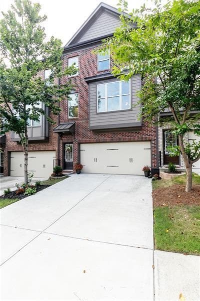 4 bedroom, 4 bathroom, 2,462 sq ft townhouse sold at 1157 Laurel Valley Court 57, Buford, GA 30519