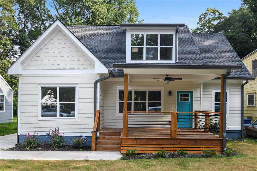 3 bedroom, 2 bathroom, 1,844 sq ft single family residence sold at 1789 S Olympian Way, Atlanta, GA 30310