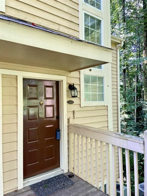 2 bedroom, 2 bathroom, 1,300 sq ft condominium sold at 1406 N Crossing Drive 1406, Atlanta, GA 30329