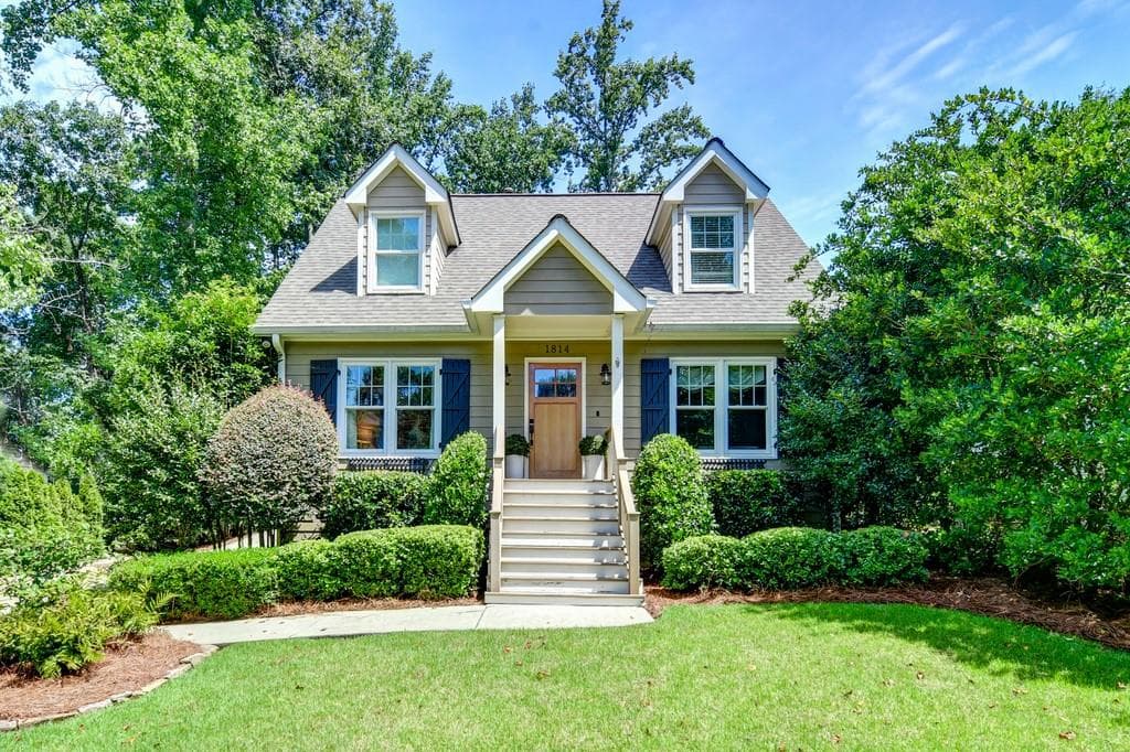 3 bedroom, 3 bathroom single family residence sold at 1814 Duke Road, Atlanta, GA 30341