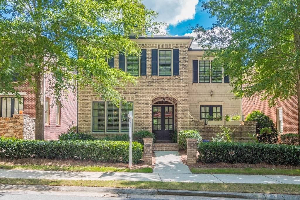 4 bedroom, 4 bathroom, 3,417 sq ft single family residence sold at 3533 S Sherwood Road, Smyrna, GA 30082