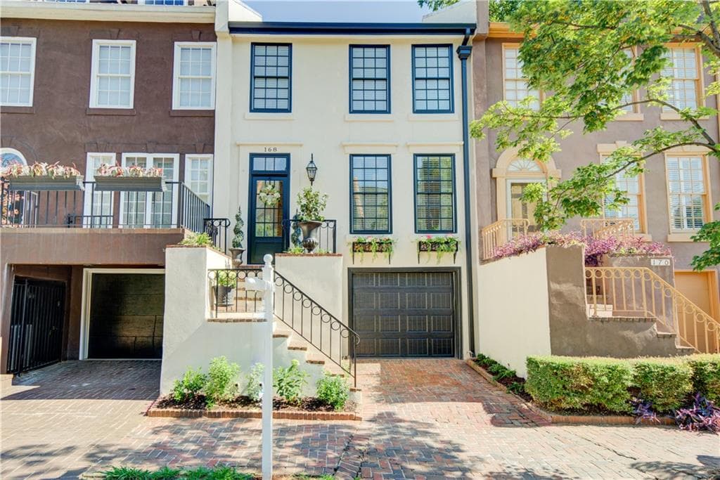 2 bedroom, 3 bathroom, 1,292 sq ft townhouse sold at 168 5th Street, Atlanta, GA 30308