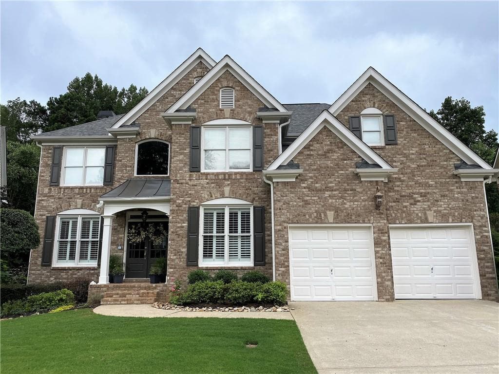 5 bedroom, 3 bathroom, 3,696 sq ft single family residence sold at 5005 Thornbury Way, Alpharetta, GA 30005