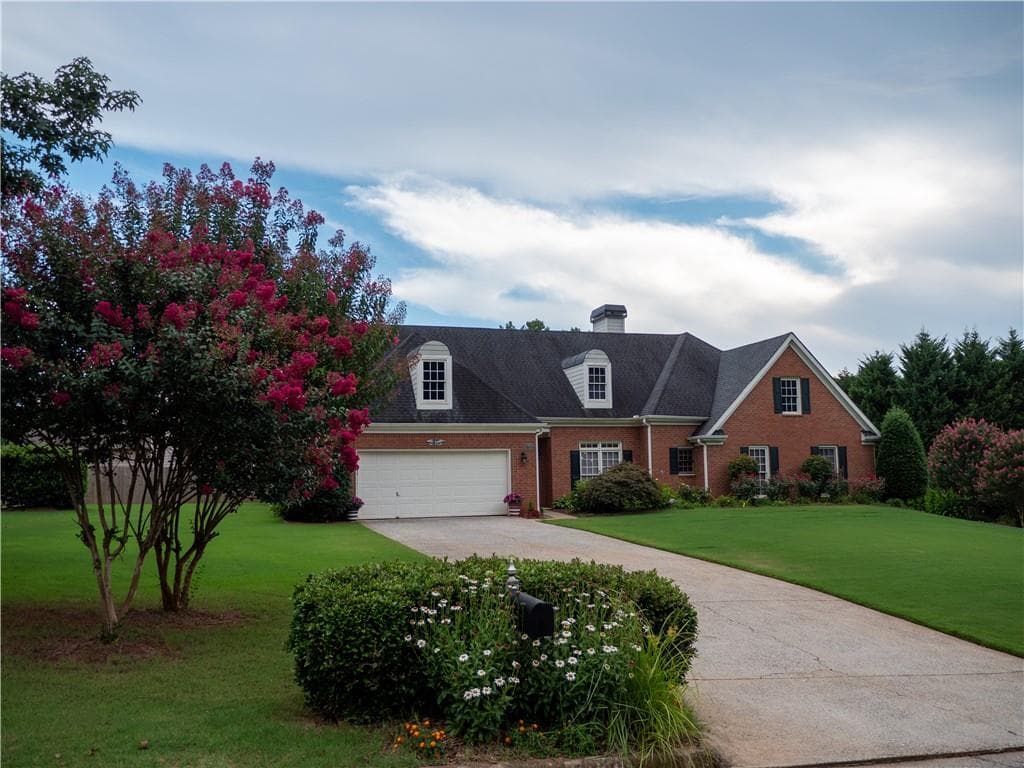 3 bedroom, 2 bathroom, 2,426 sq ft single family residence sold at 3430 Chartwell Ridge, Suwanee, GA 30024