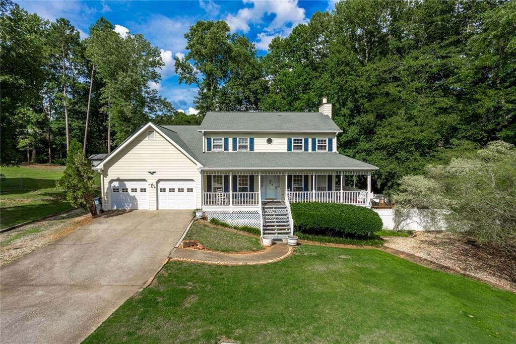 3 bedroom, 3 bathroom, 1,996 sq ft single family residence sold at 2668 Sherman Oaks Drive, Snellville, GA 30039