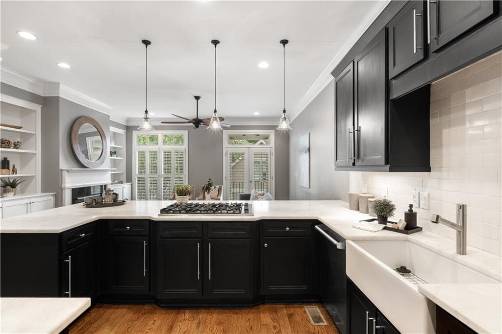 3 bedroom, 4 bathroom, 2,000 sq ft townhouse sold at 837 Inman Village Parkway, Atlanta, GA 30307