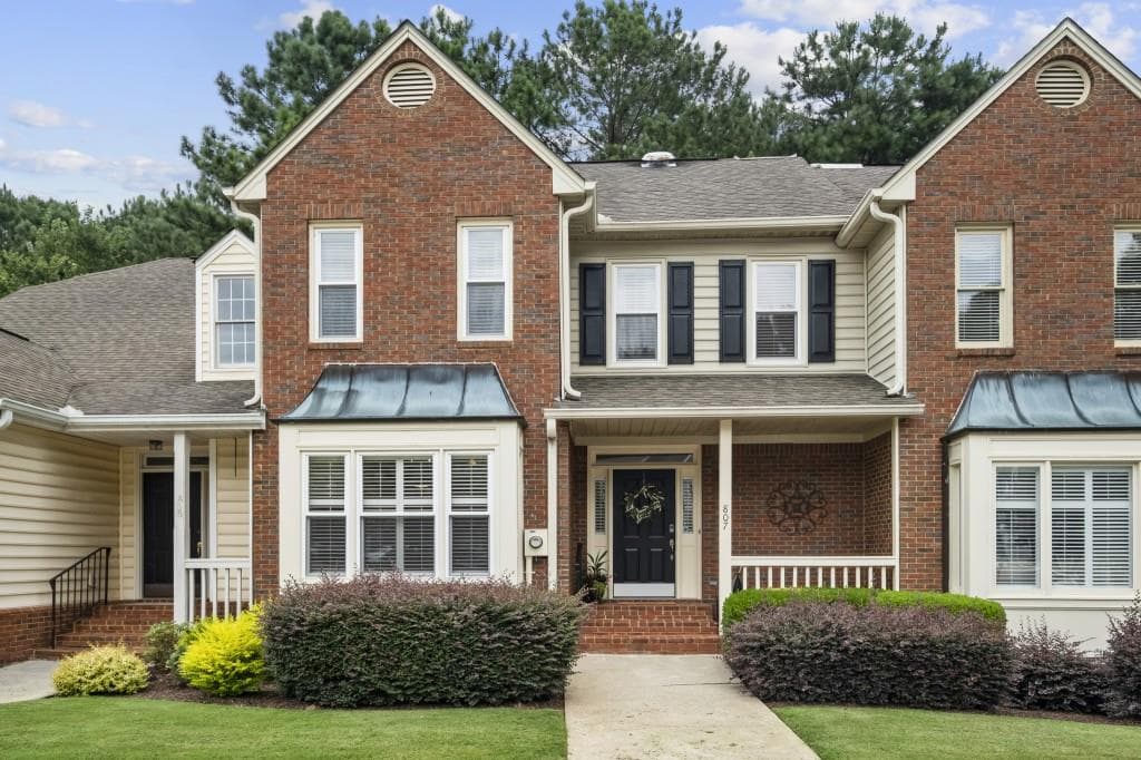 807 Saddle Hill, Marietta, GA 30068 — most recent listing photo