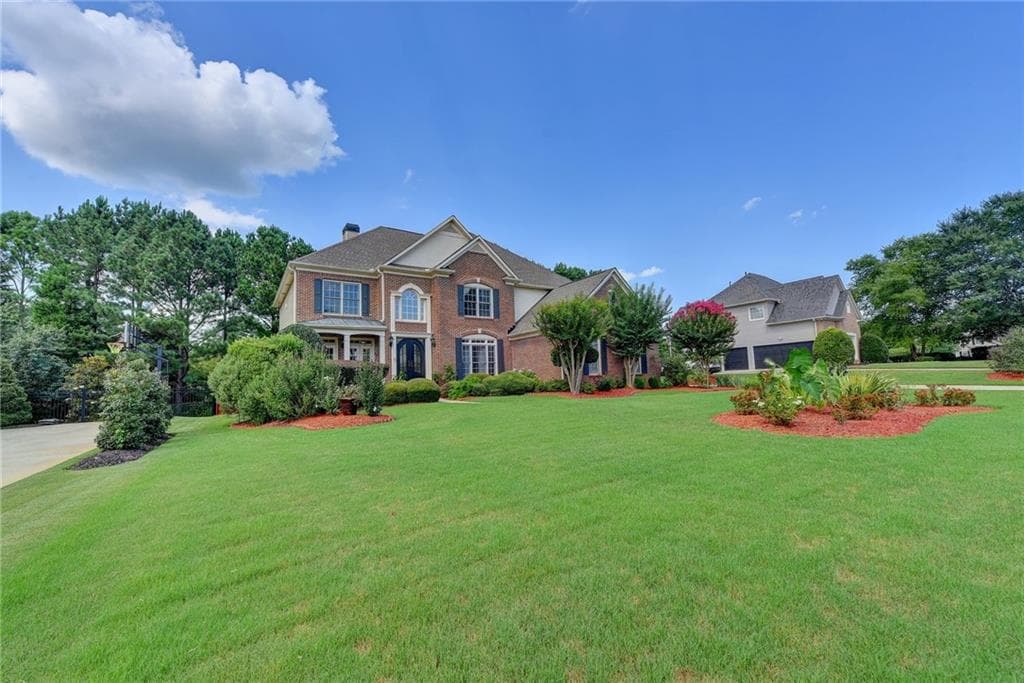 6 bedroom, 5 bathroom, 5,644 sq ft single family residence sold at 313 Wynfield Estates Drive, Roswell, GA 30075