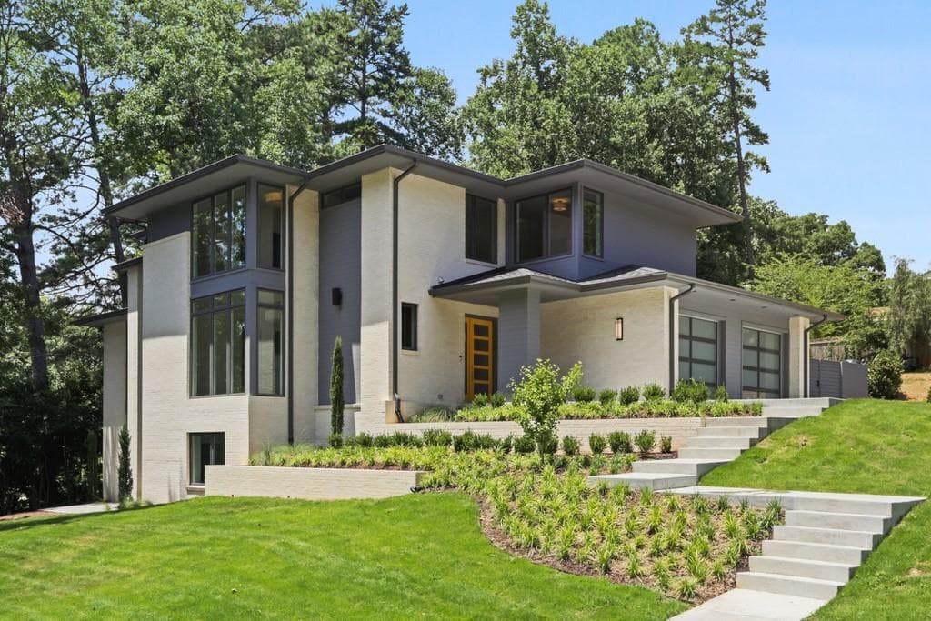 5 bedroom, 6 bathroom, 4,631 sq ft single family residence sold at 1242 Lenox Circle, Atlanta, GA 30306