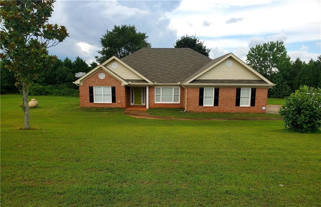 1724 Lovejoy Road, Hampton, GA 30228 — most recent listing photo