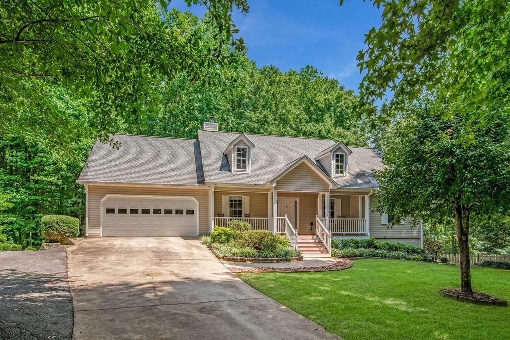 5960 Shannon Drive, Cumming, GA 30040 — most recent listing photo