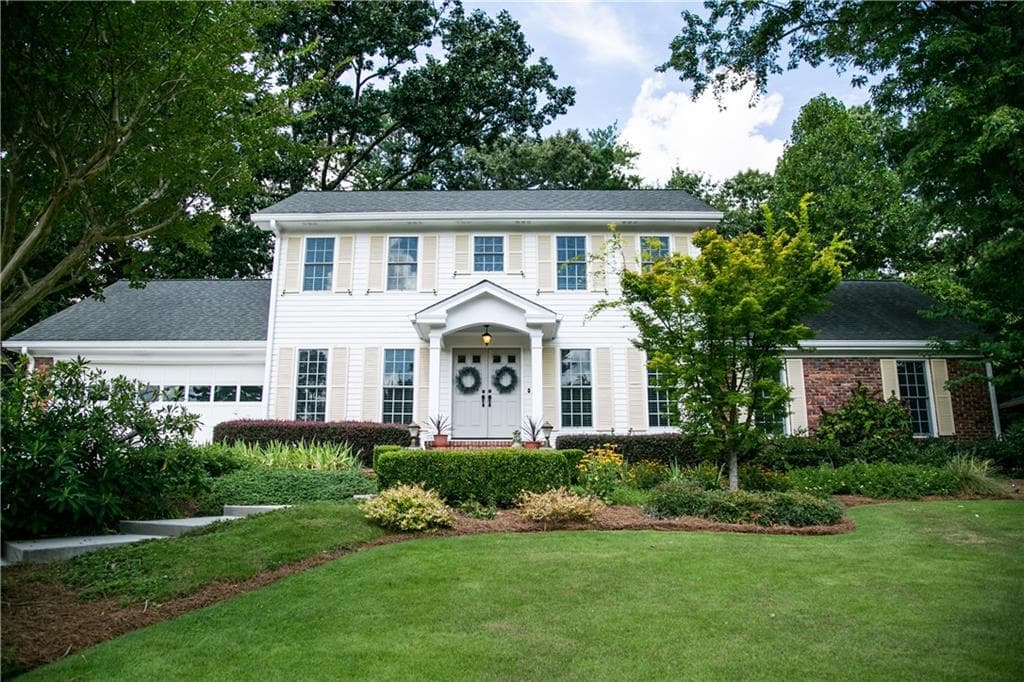 4 bedroom, 3 bathroom, 2,970 sq ft single family residence sold at 4624 Stonehenge Drive, Atlanta, GA 30360