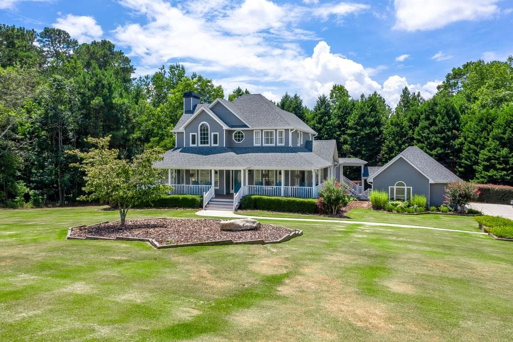 4 bedroom, 5 bathroom, 3,132 sq ft single family residence sold at 2605 MASTERS Road, Dacula, GA 30019