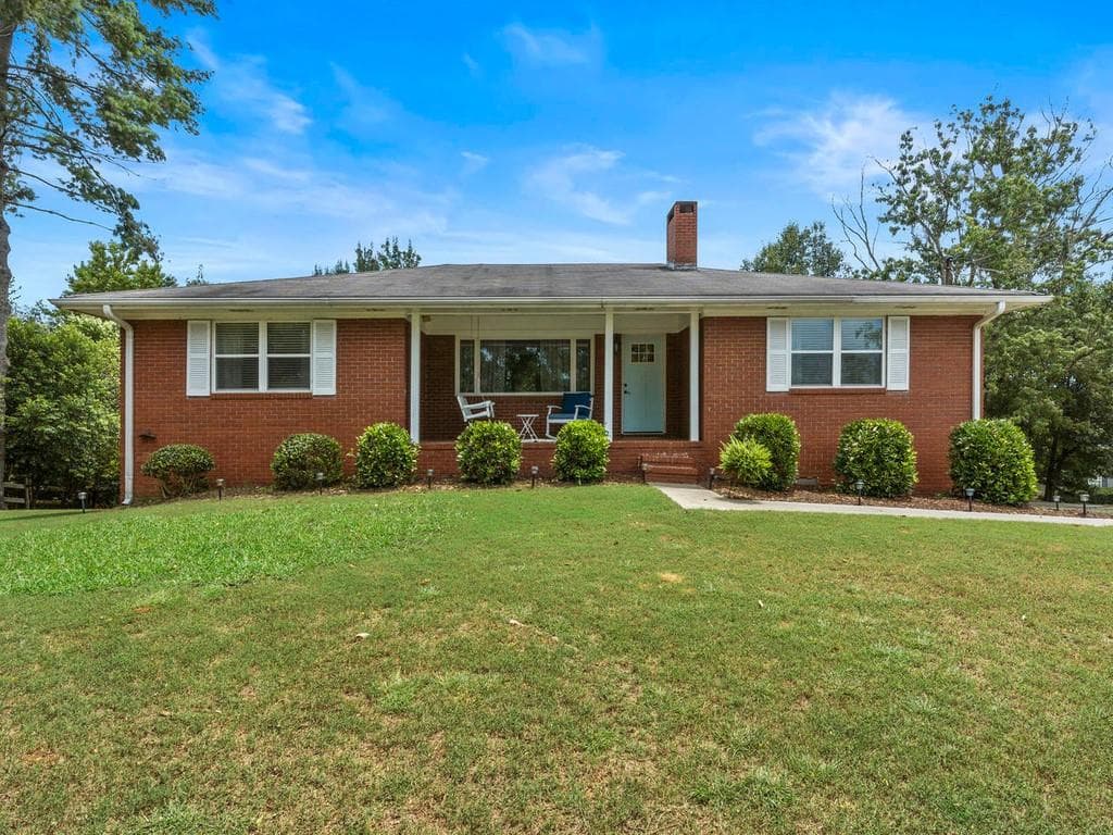3681 Ernest Barrett Parkway, Marietta, GA 30061 — most recent listing photo