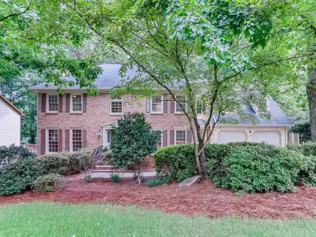 2750 Long Lake Drive, Roswell, GA 30075 — most recent listing photo