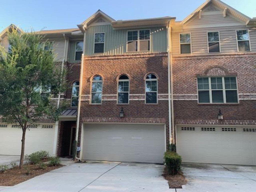 2394 Palladian Manor Way, Atlanta, GA 30339 — most recent listing photo