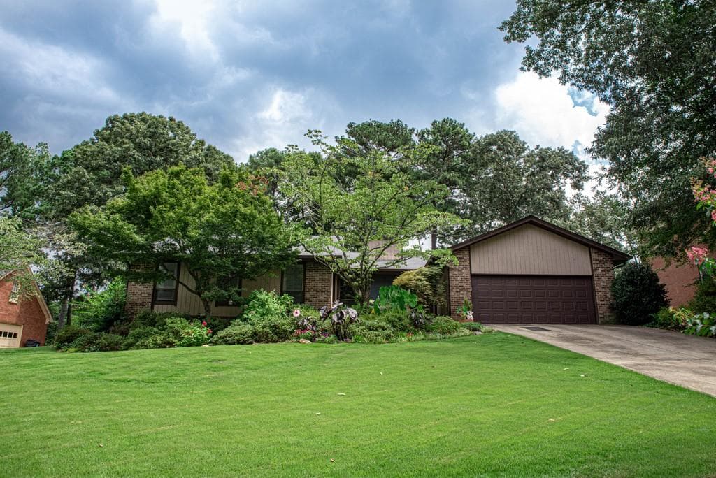 124 JAMESTOWN Court, Lilburn, GA 30047 — most recent listing photo