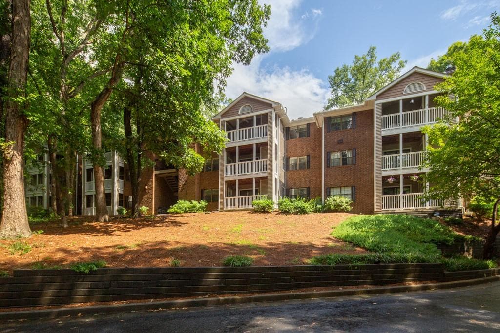 106 Barrington Hills Drive, Sandy Springs, GA 30350 — most recent listing photo
