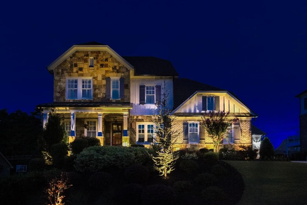 6 bedroom, 5 bathroom, 5,406 sq ft single family residence sold at 150 Windfields Lane, Woodstock, GA 30188