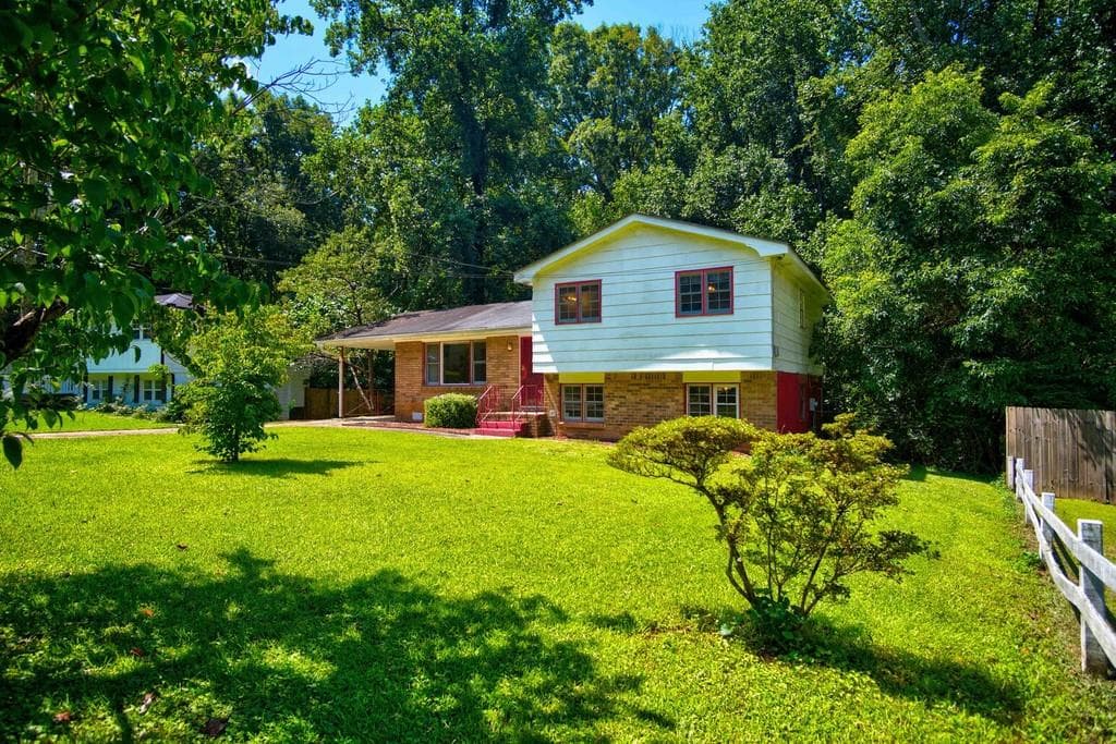 3 bedroom, 2 bathroom, 1,584 sq ft single family residence sold at 2647 Hatfield Cir SE, Atlanta, GA 30316