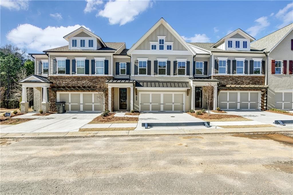 203 Bellehaven Place 42, Woodstock, GA 30188 — most recent listing photo