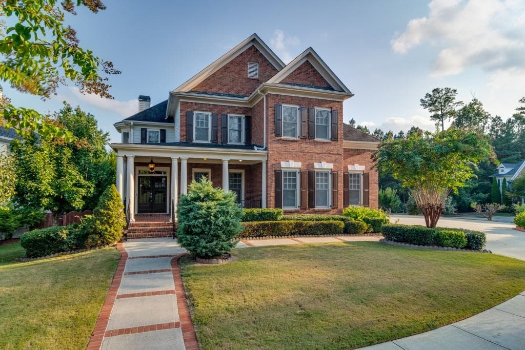 6 bedroom, 5 bathroom, 4,084 sq ft single family residence sold at 1969 Grace Arbor Court, Atlanta, GA 30329
