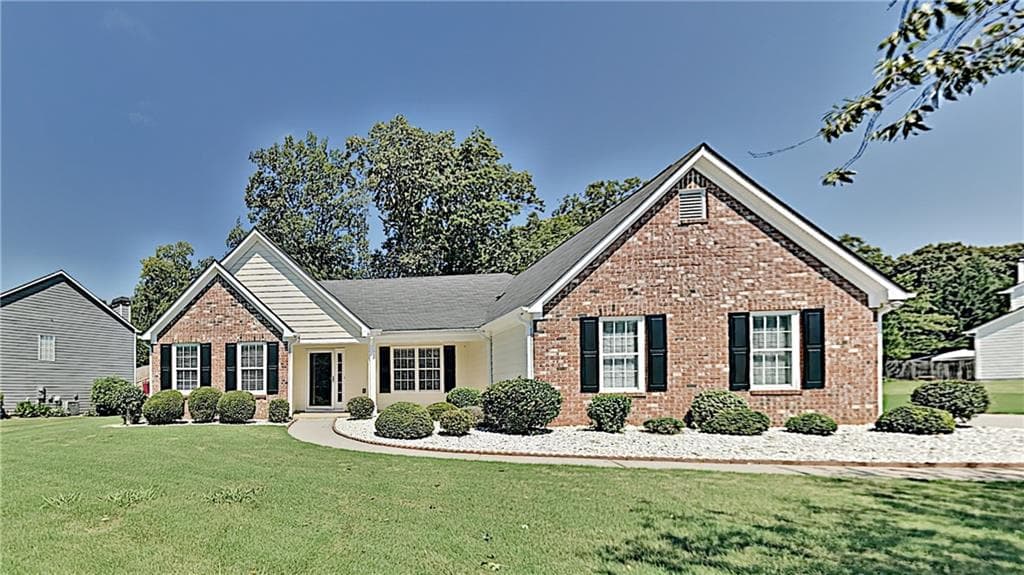 7280 Lanier Cove Court, Cumming, GA 30041 — most recent listing photo