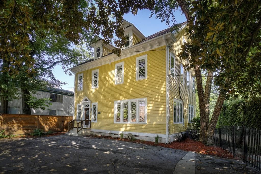 4 bedroom, 4 bathroom, 2,800 sq ft single family residence sold at 1020 Edgewood Avenue, Atlanta, GA 30307