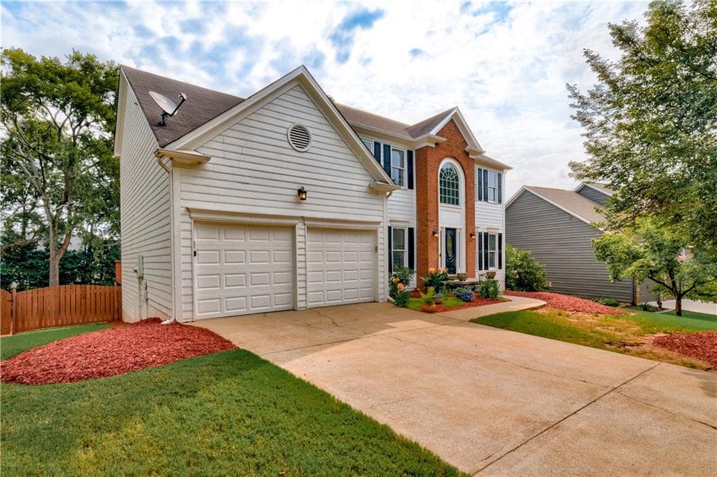 4 bedroom, 3 bathroom, 2,660 sq ft single family residence sold at 7120 Brookwood Way, Cumming, GA 30041
