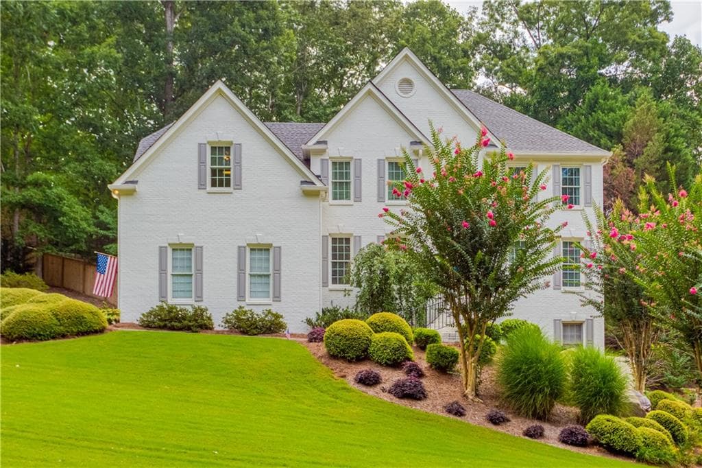 5 bedroom, 4 bathroom, 3,908 sq ft single family residence sold at 540 Millsbee Lane, Roswell, GA 30075