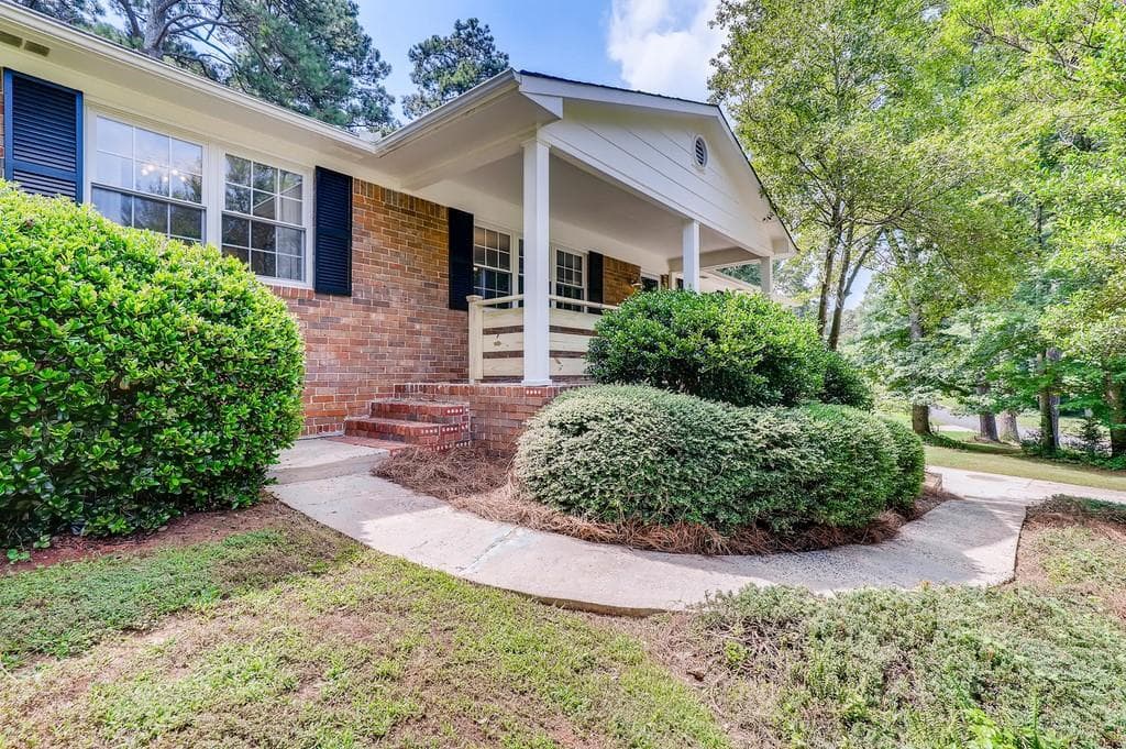 3831 Rena Lane, Smyrna, GA 30082 — most recent listing photo
