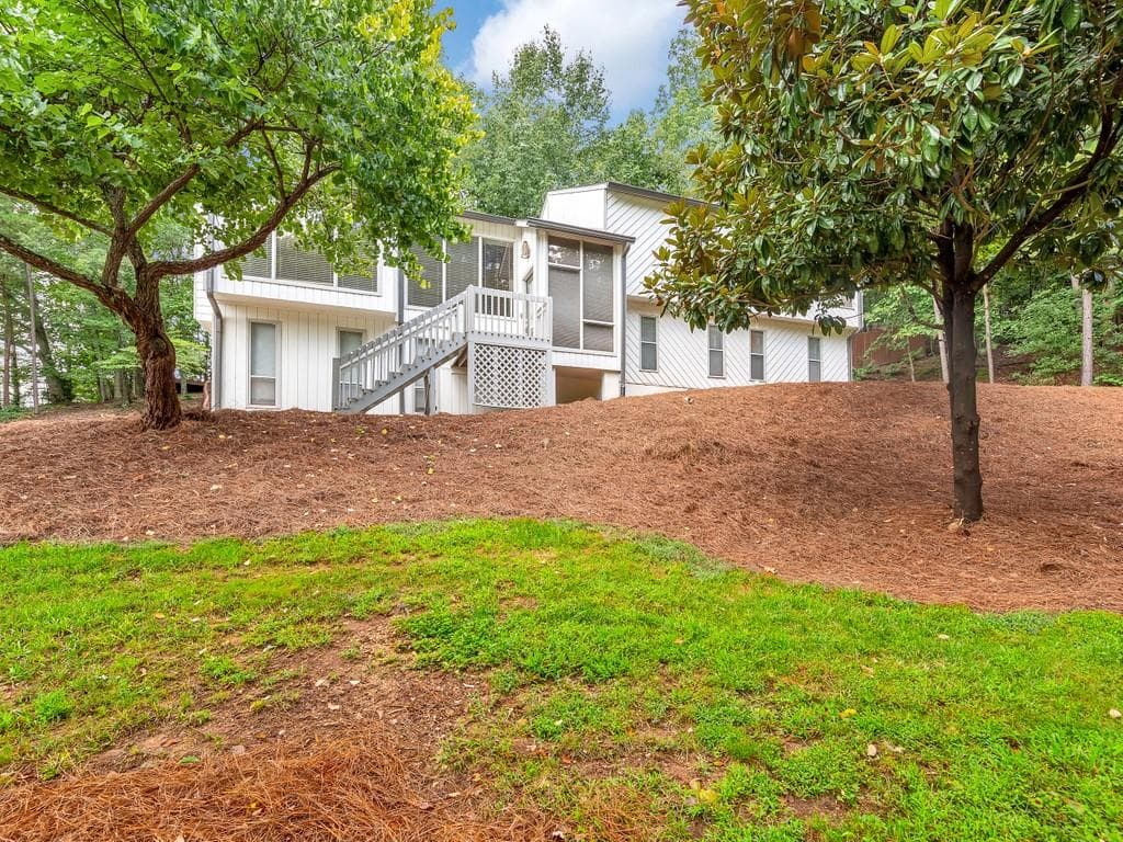 4 bedroom, 3 bathroom, 2,832 sq ft single family residence sold at 1445 Bentcreek Drive, Marietta, GA 30062