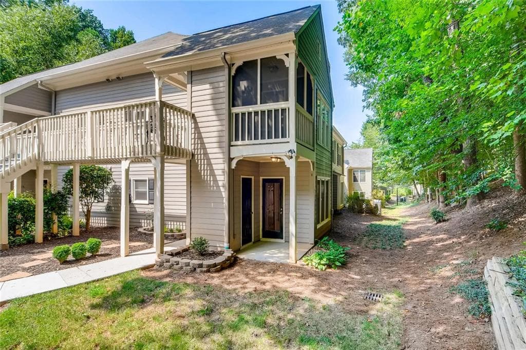 606 Bainbridge Drive, Sandy Springs, GA 30327 — most recent listing photo